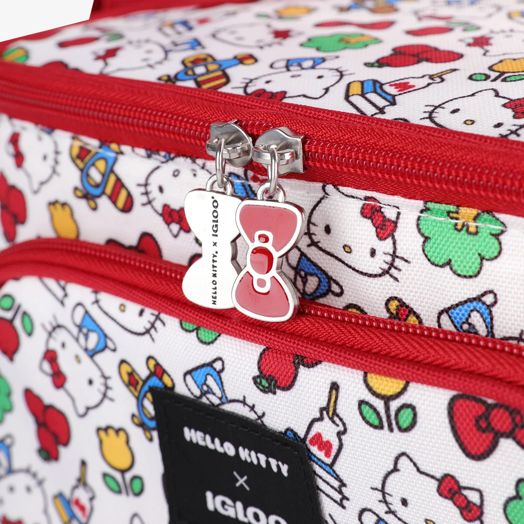 Igloo Coolers Hello Kitty Square Lunch Cooler Bag - Image 4